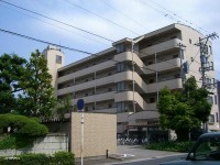 共益費無し！融雪付き駐車場1台無料♪TVモニターホン。エレベーターあり。