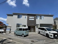 ライトレール「奥田中学校前」停450ｍ
オートロック・防犯カメラ・ＴＶモニターホンで防犯対策◎