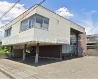 ライトレール越中中島駅近くのテナントです。