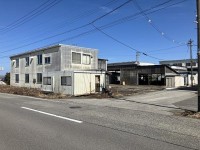 馬瀬口工場。2階に事務所スペースあり。大型トラック搬入可。（※躯体部分以外の修繕については借主負担となります。）
