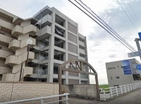 築浅の鉄筋コンクリートマンション♪ネット無料♪お洗濯に嬉しいサンルーム付
立山通り有沢線そばなので東西南北いずれも移動に便利です