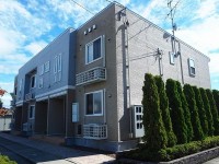 ネット無料、最上階。閑静な住宅街の3LDKです。
徒歩圏内にスーパーやドラッグストア、ホームセンター、無印良品、衣料品店、クリニック、金融機関など、日常生活に必要な施設や店舗が充実しているエリアです。